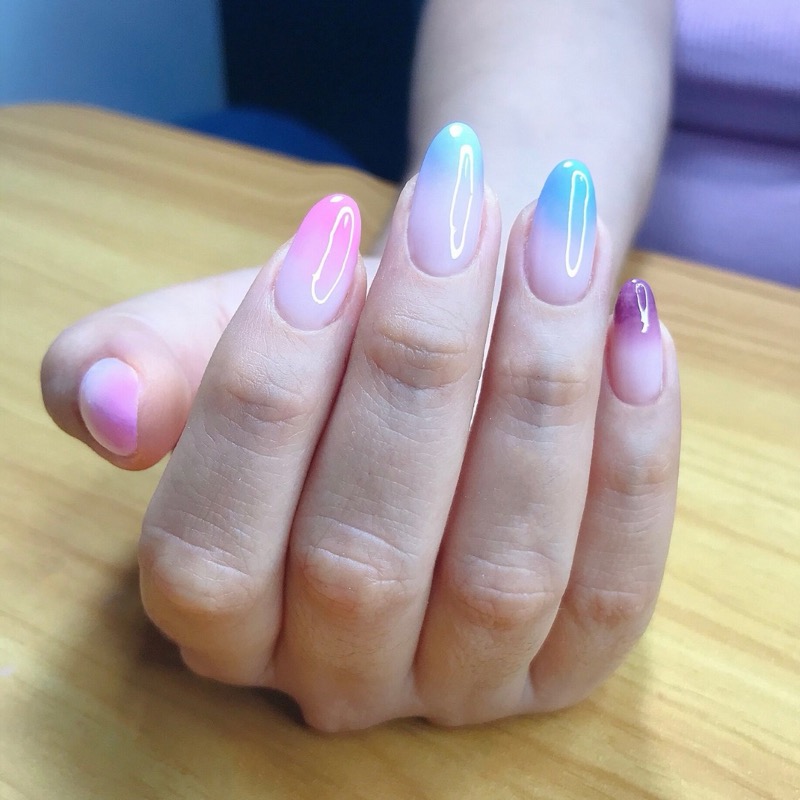 Manicura en uñas naturales - Noemi Parrales Beauty Studio Piura