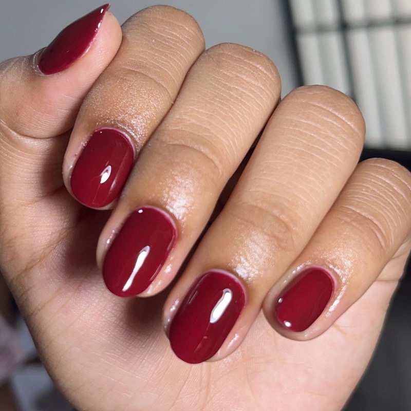 Manicura en uñas naturales - Noemi Parrales Beauty Studio Piura